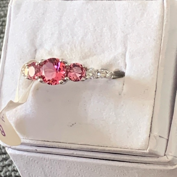 Bomb Party Lab Create Dark Pink Sapphire on rhodium - Picture 3 of 3